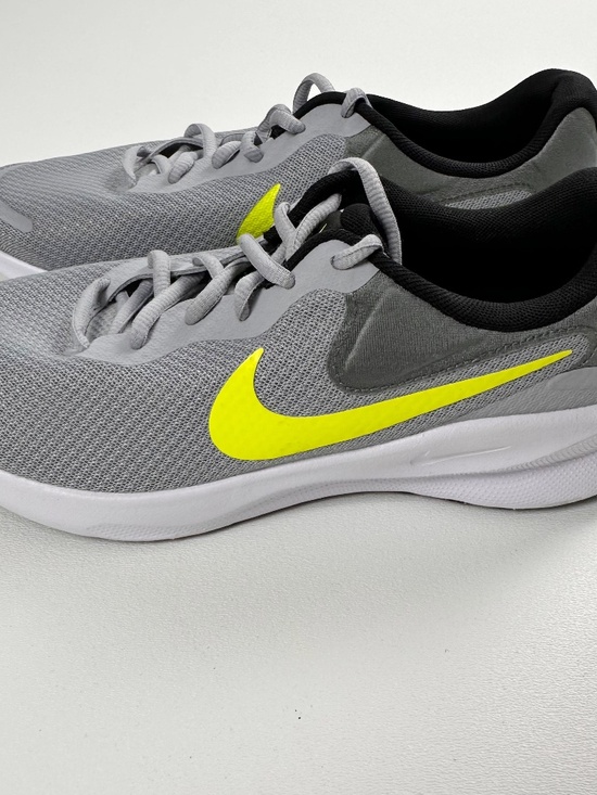 NIKE REVOLUTION 7 MEN´S ROAD RUNNING